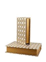 ΣΕΤ ΔΥΟ ΒΙΒΛΙΑ ΛΕΥΚΟ ΧΡΥΣΟ ΣΧΕΔΙΟ 31,5Χ22,5Χ6,5ΕΚ ΚΑΙ 26,5Χ17,5Χ5ΕΚ