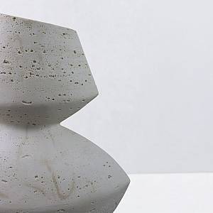 LOOMA III ΒΑΖΟ 28.5x15.5x34.5cm RESIN ΜΠΕΖ