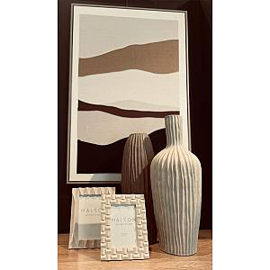 PLISSE ΚΟΡΝΙΖΑ 18x2x23cm POLYRESIN ΜΠΕΖ ΓΥΑΛΙ