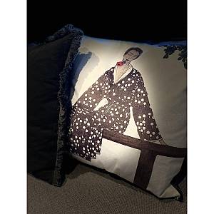 LIZA ΔΙΑΚΟΣΜΗΤΙΚΟ ΜΑΞΙΛΑΡΙ 45x45cm ΥΦΑΣΜΑ ΠΟΛΥΧΡΩΜΟ ΒΕΛΟΥΔΟ