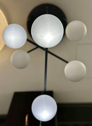 Γυάλινο πολύφωτο