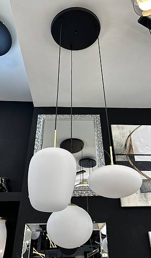 Γυάλινο πολύφωτο