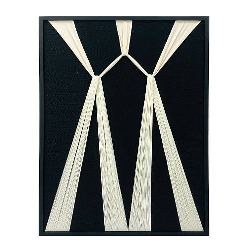 GENTLE WHISPERS ΠΙΝΑΚΑΣ ΔΙΑΚΟΣΜΗΣΗΣ 60x80x3cm ΞΥΛΟ ΜΑΥΡΟ ΛΕΥΚΟ ΝΗΜΑ ΜΑΥΡΟ