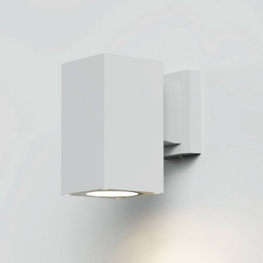 it-Lighting Elarbee E27 Outdoor Wall Lamp with Up and Down light in White (80203824)