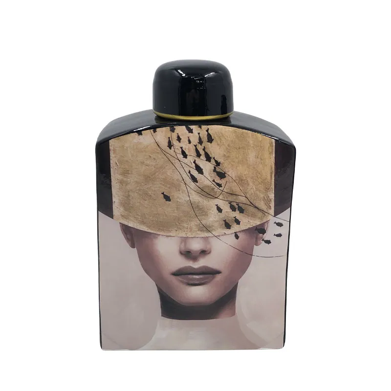 ΚΕΡΑΜΙΚΟ ΚΟΥΠ ΜΕ ΚΑΠΑΚΙ ΜΕΓΑΛΟ ΓΥΝΑΙΚΑ ΜΕ ΚΑΠΕΛΟ ΜΑΥΡΟ/ΧΡΥΣΟ & ΨΑΡΑΚΙΑ - 20.5x9.5x30cm 4/KIB