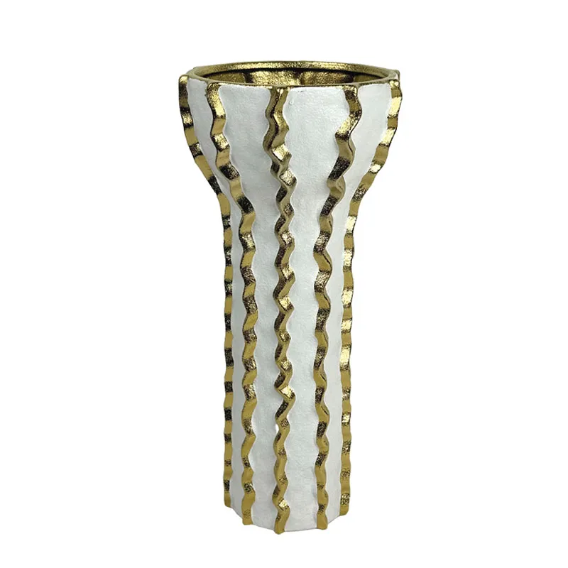 ΚΕΡΑΜΙΚΟ ΚΟΥΠ ΛΕΥΚΟ ΜΕ ΧΡΥΣΕΣ ΚΑΘΕΤΕΣ ΖΙΚΖΑΚ ΡΑΒΔΩΣΕΙΣ XLARGE - 39.9cm 1/4ΚΙΒ