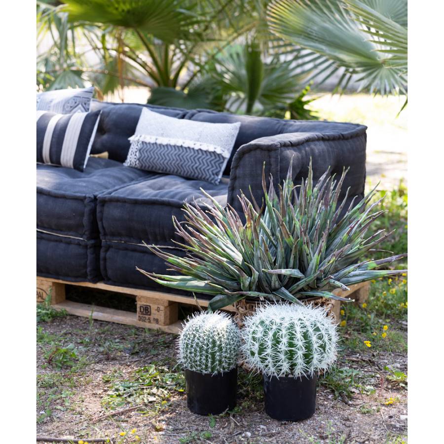 FEROCACTUS ΦΥΤΟ ΤΕΧΝΗΤΟ ΣΕ ΓΛΑΣΤΡΑ 25x25x33cm ΥΦΑΣΜΑ ΠΡΑΣΙΝΟ ΛΕΥΚΟ ΠΛΑΣΤΙΚΟ