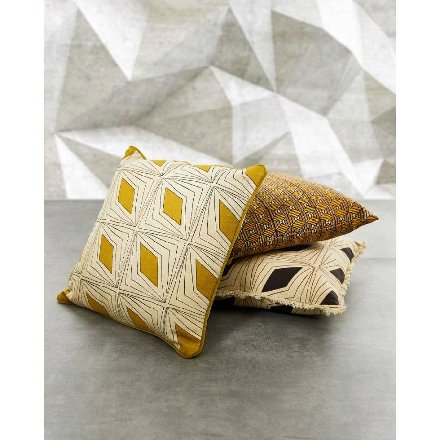 SAMOAN C ΔΙΑΚΟΣΜΗΤΙΚΟ ΜΑΞΙΛΑΡΙ 50x50cm ΒΑΜΒΑΚΙ CARAMEL DIJON ΒΙΣΚΟΖΗ