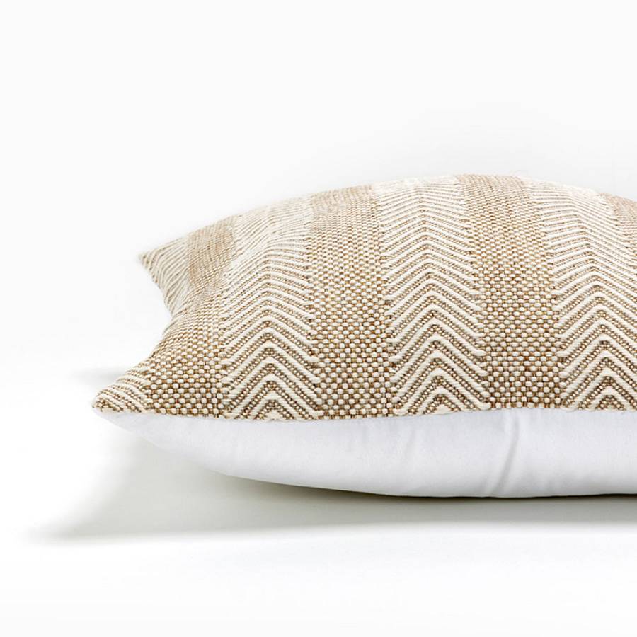 KUNAL ΔΙΑΚΟΣΜΗΤΙΚΟ ΜΑΞΙΛΑΡΙ ΕΞΩΤΕΡΙΚΟΥ ΧΩΡΟΥ 45x45cm ΥΦΑΣΜΑ ΜΠΕΖ POLYESTER