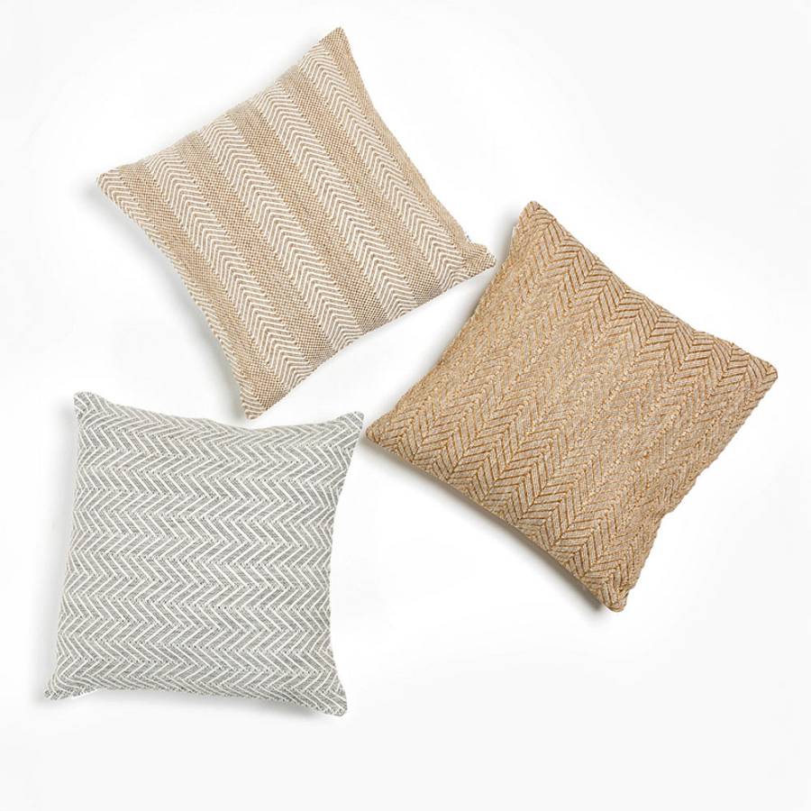 IKAN ΔΙΑΚΟΣΜΗΤΙΚΟ ΜΑΞΙΛΑΡΙ ΕΞΩΤΕΡΙΚΟΥ ΧΩΡΟΥ 45x45cm ΥΦΑΣΜΑ CARAMEL POLYESTER