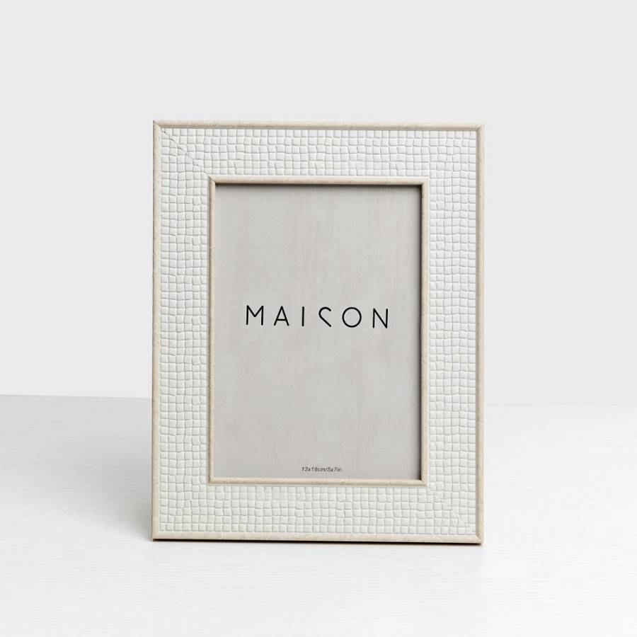 ESTRAZZO ΚΟΡΝΙΖΑ 18.6x1.4x23.7cm POLYRESIN ΓΚΡΙ ΑΝΟΙΧΤΟ ΓΥΑΛΙ