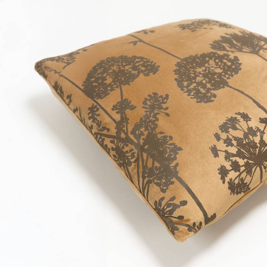 PEONY ΔΙΑΚΟΣΜΗΤΙΚΟ ΜΑΞΙΛΑΡΙ 45x45cm ΒΕΛΟΥΔΟ ΜΕΛΙ ΚΑΦΕ