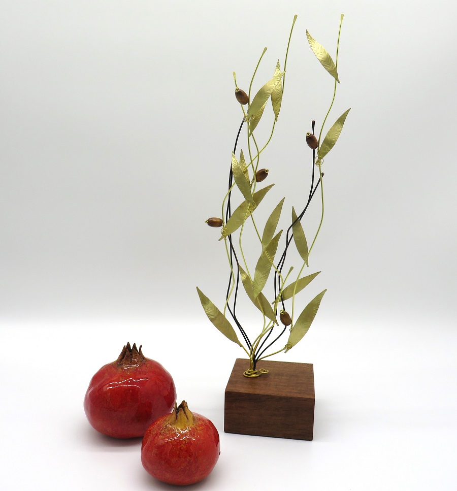 LA01 - ΔΙΑΚΟΣΜΗΤΙΚΗ ΕΛΙΑ