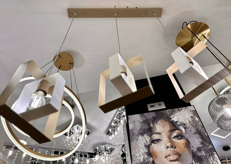 ΜΕΤΑΛΛΙΚΟ ΠΟΛΥΦΩΤΟ