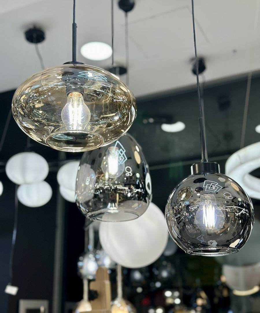 ΓΥΑΛΙΝΟ ΠΟΛΥΦΩΤΟ