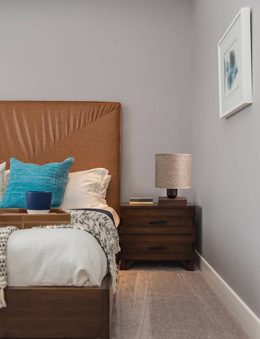 Φωτιστικό Πορτατίφ ξύλο/αμπαζούρ μόκα Ε27 Φ15