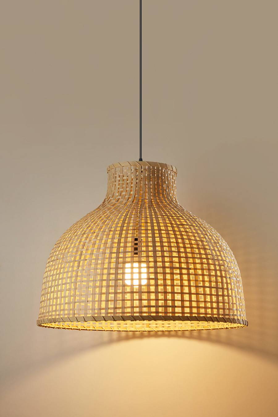 PDC 6827-70 ΚΡΕΜΑΣΤΟ ΦΩΤΙΣΤΙΚΟ ΜΠΑΜΠΟΥ 70 ΕΚ ΦΥΣΙΚΟ ΧΡΩΜΑ ΚΑΜΠΑΝΑ