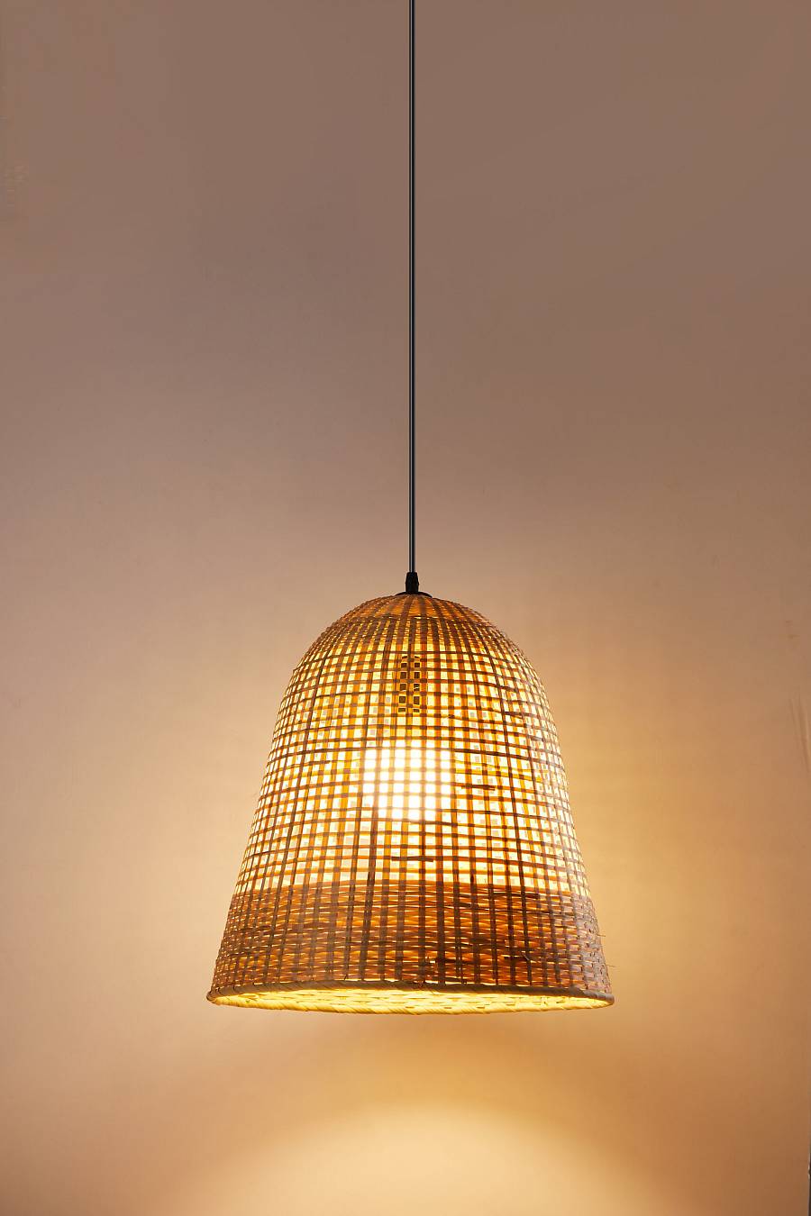 PDC 6828-40 ΚΡΕΜΑΣΤΟ ΦΩΤΙΣΤΙΚΟ ΜΠΑΜΠΟΥ 40 ΕΚ ΦΥΣΙΚΟ ΚΑΜΠΑΝΑ