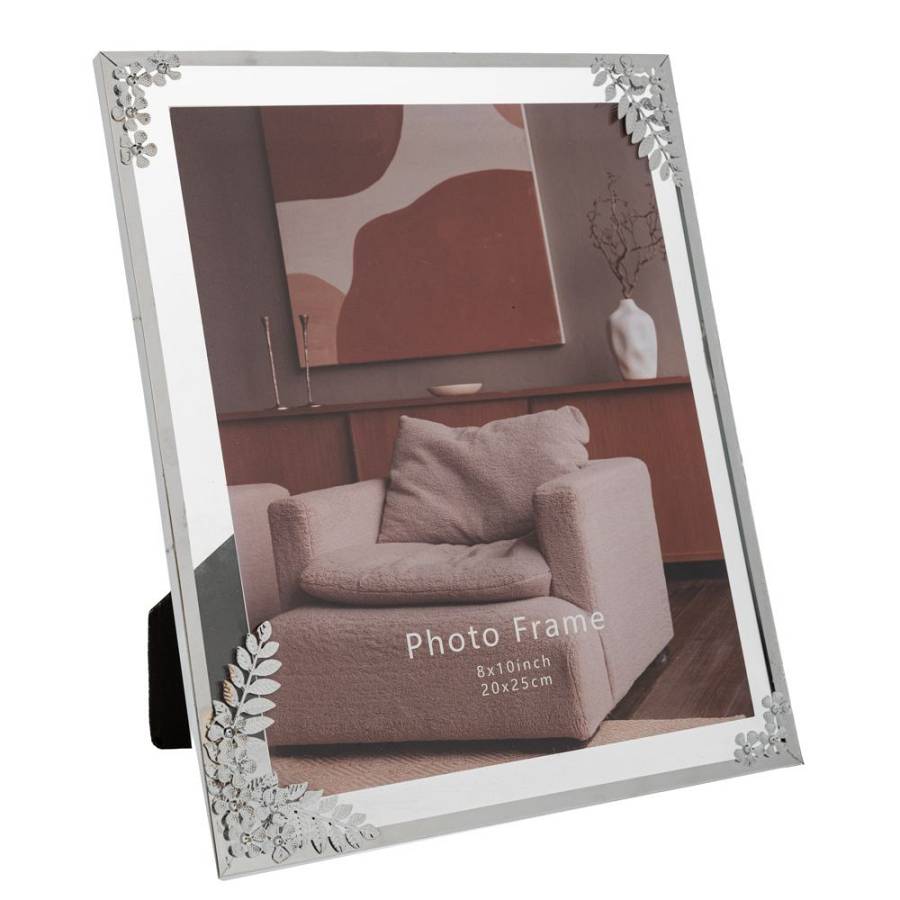 ΑΣΗΜΙ ΜΕΤΑΛΛΙΚΗ ΚΟΡΝΙΖΑ 20Χ25 ΕΚ ΜΕ ΣΧΕΔΙΟ ΛΟΥΛΟΥΔΙ ΣΤΙΣ ΓΩΝΙΕΣ