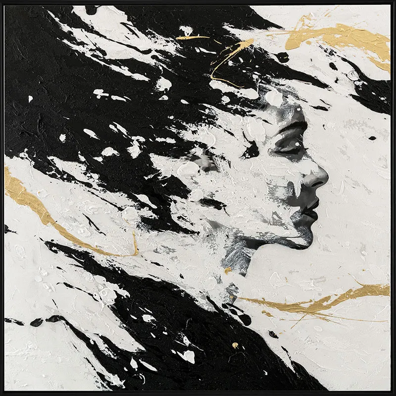 ΠΙΝΑΚΑΣ ΚΑΜΒΑΣ ΜΑΥΡΟ/ΛΕΥΚΟ/ΧΡΥΣΟ ΓΥΝΑΙΚΑ ΑΝΑΓΛΥΦΟ ΣΧΕΔΙΟ ΣΕ ΚΟΡΝΙΖΑ - 102.5x102.5x3.5cm 8/ΚΙΒ